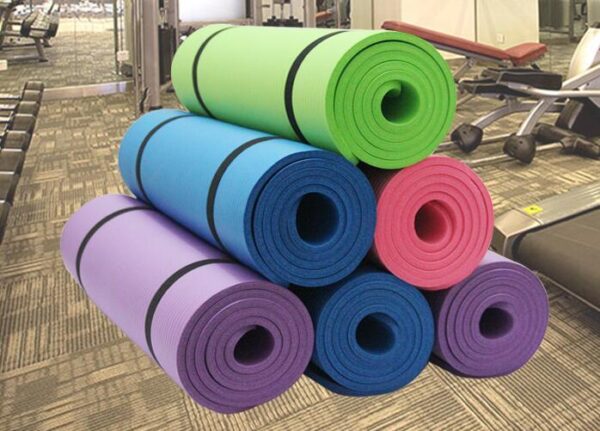 Premium 10mm Thick Yoga Mat - Image 3